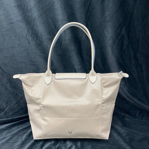 🏝️🐠Brand New 👜Longchamp  Tote Bag size large  Hawthorn White - Picture 2 of 9